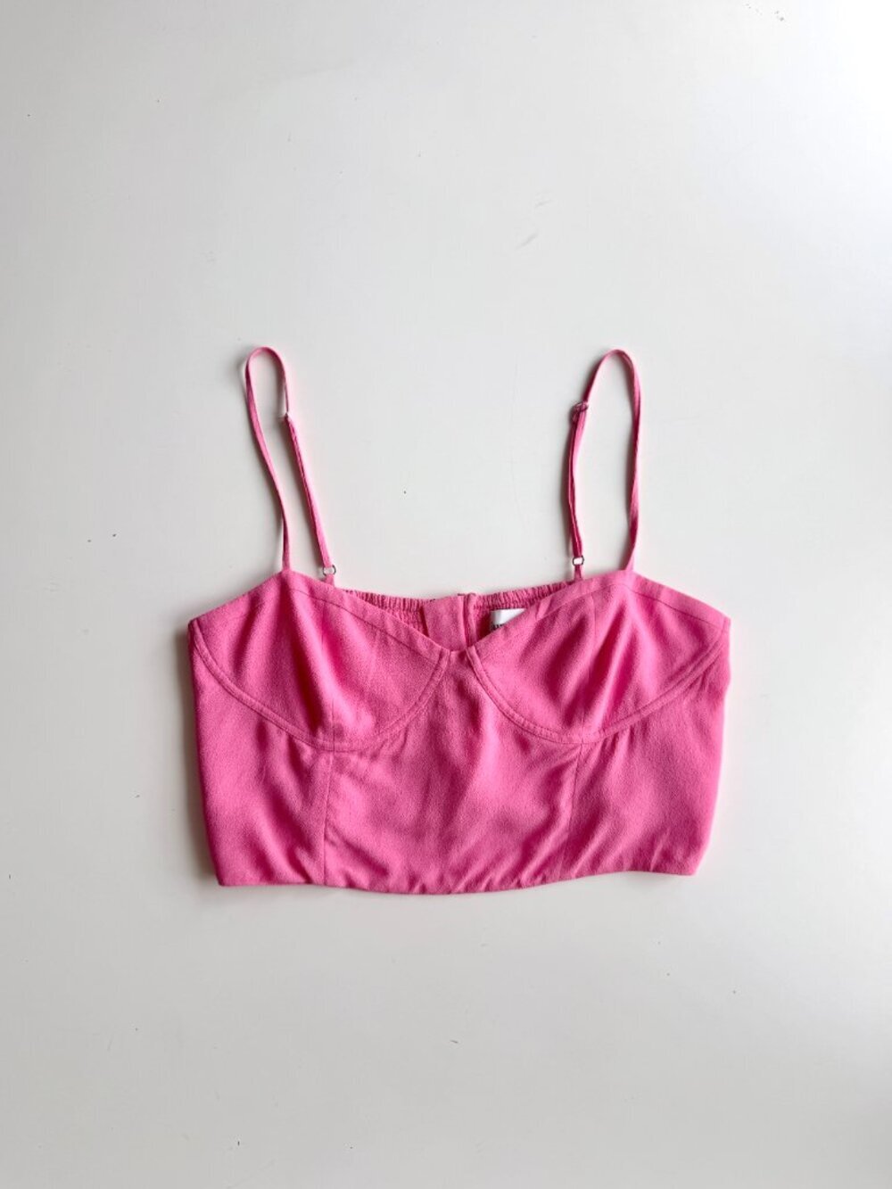 Aritzia SUNDAY BEST Bonnie Pink Crepe Cropped Bustier Cami Tank Top, Size M - Picture 4 of 15